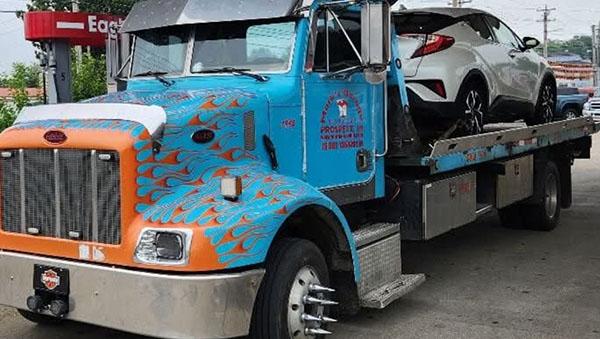 Mark's Towing Service - Towing & Roadside Assistance  Mark's Towing Service - Towing & Roadside Assistance